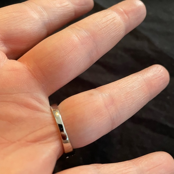 Black stone ring - Picture 3 of 4